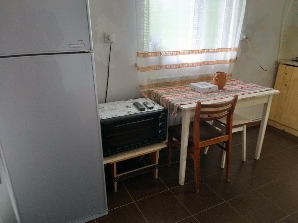 Arami Guest House Дилижан Экстерьер фото